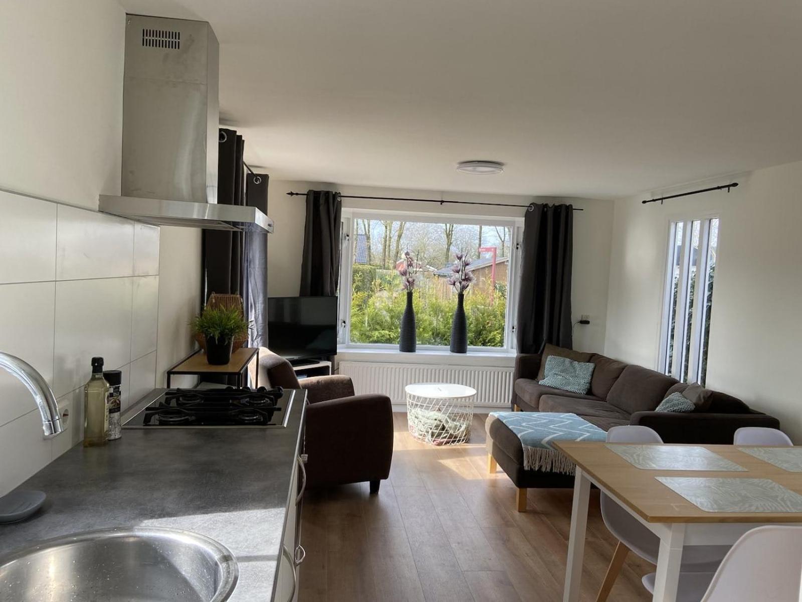 Veluwe Vakanties: Chalet Retreat with Private Sauna in National Park Putten Exterior photo