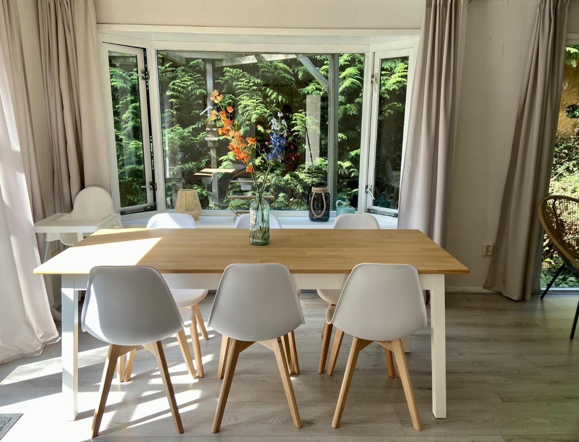 Veluwe Vakanties: Chalet Retreat with Private Sauna in National Park Putten Exterior photo