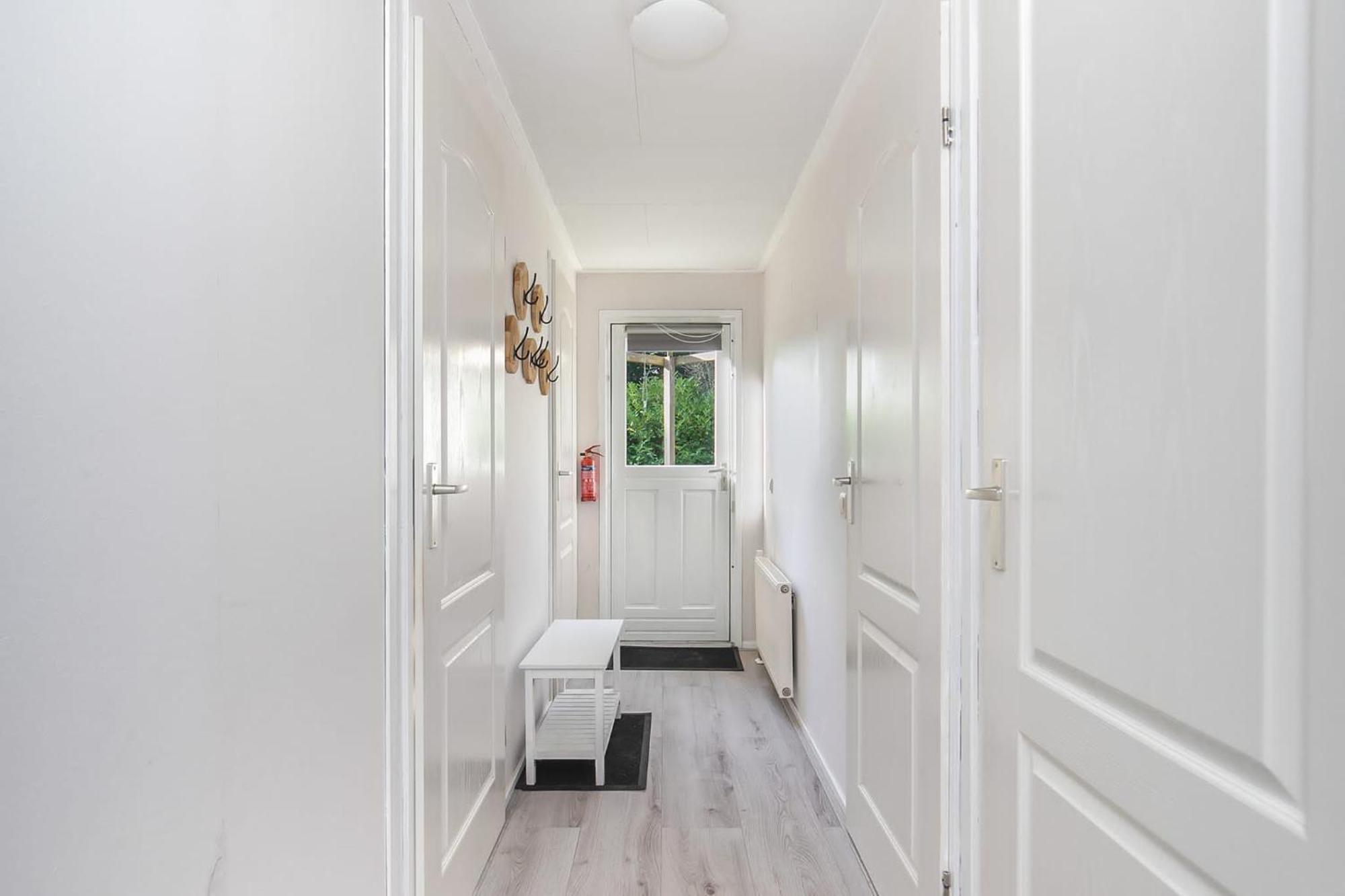 Veluwe Vakanties: Chalet Retreat with Private Sauna in National Park Putten Exterior photo